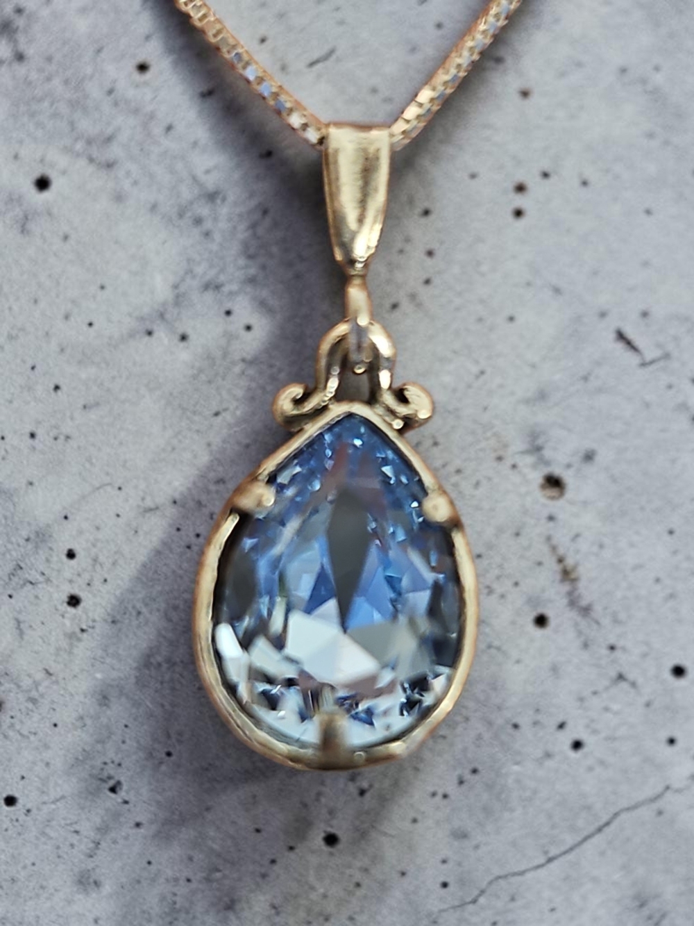 Nwt Noa Zuman Delicate Blue Teardrop Pendant Necklace - Women's Jewelry - Picture 3 of 4